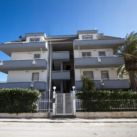 Palazzina Cala Luna * سان بنيديتّو ديل ترونتو
